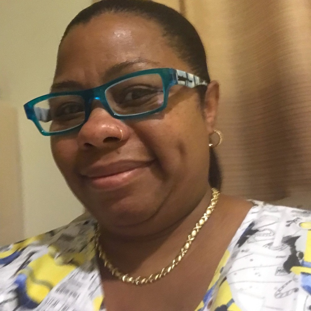 Meet your Posher, Monique